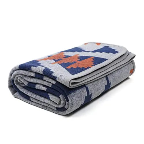 ACUSHLA merino wool camp blanket with aztec grey pattern